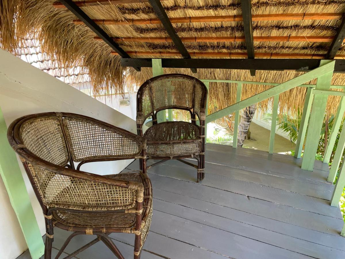 Banana Surf House Hotel Arugam Bay Exterior foto
