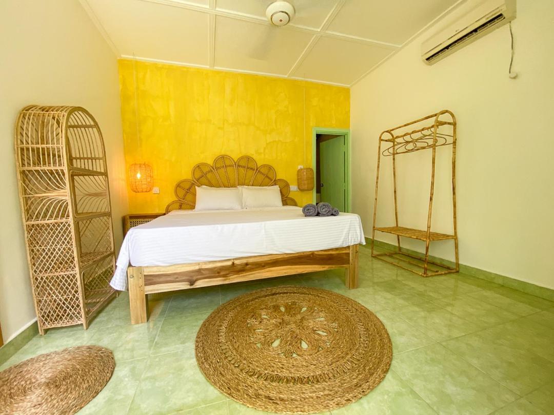 Banana Surf House Hotel Arugam Bay Exterior foto